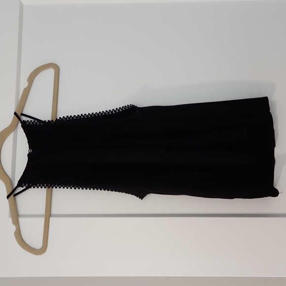 Black halter top - Picture 3 of 6